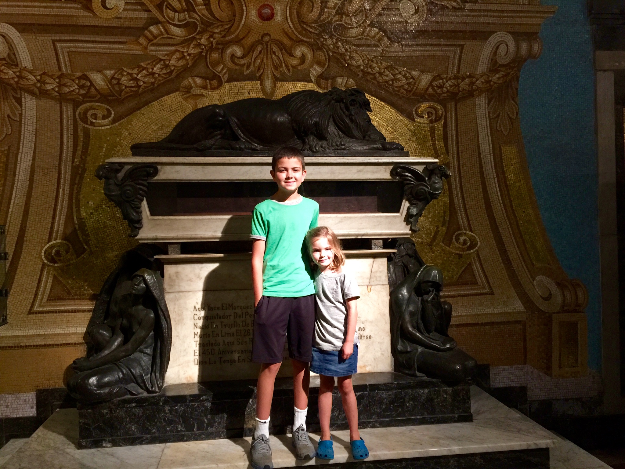 Peru Part 2: Cathedrals, Churches, Palaces (Yes, palaces) and Museums of Perú